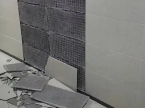 七星瓷砖空鼓维修公司分享下七星墙砖松动维修的知识